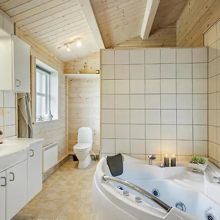 Nyaraló Beautiful In With Sauna *